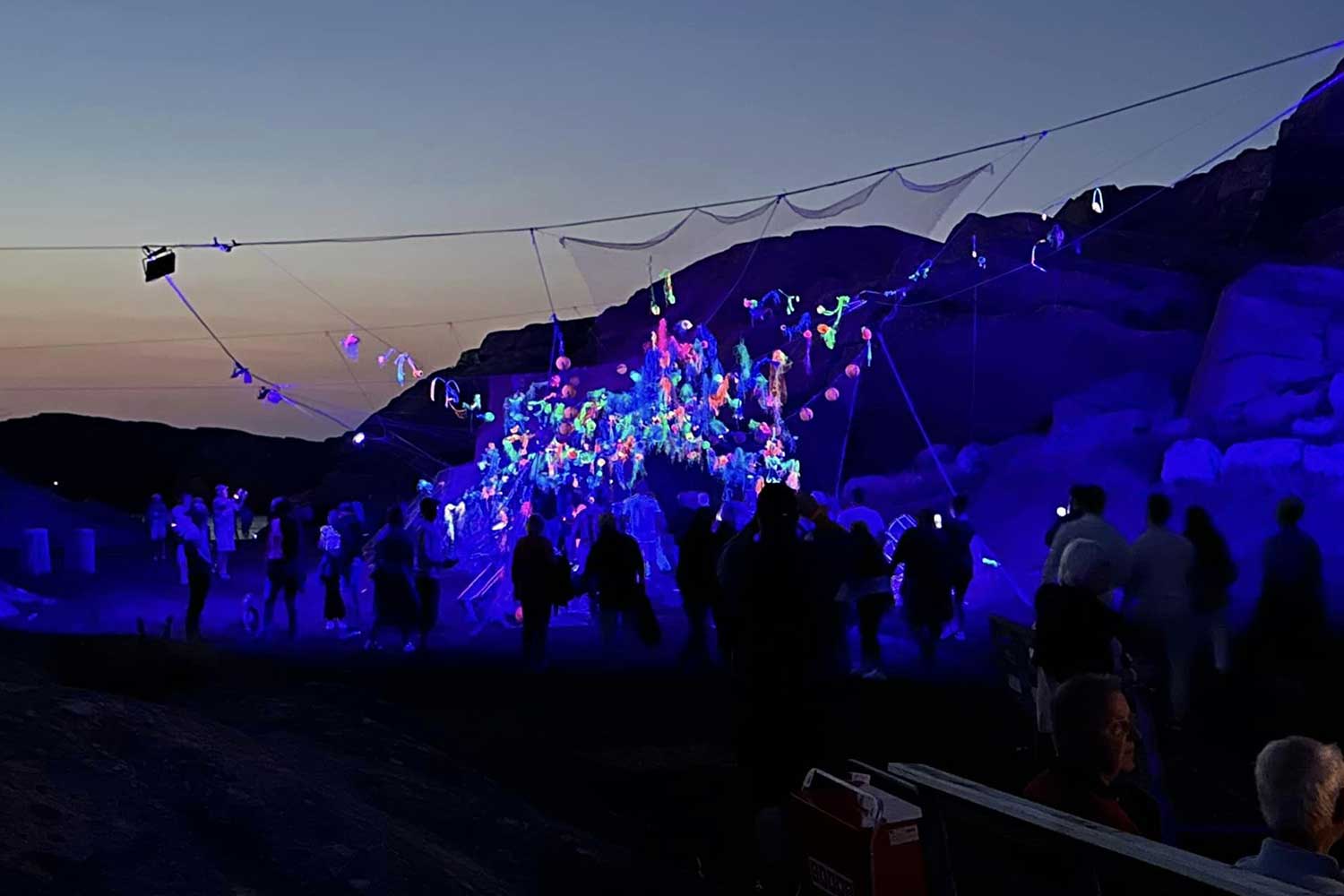 ILO_NightLightWalk_04